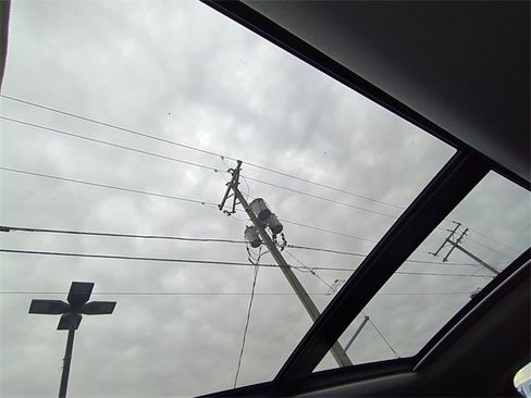 Used 2020 Chevrolet Equinox Premier image 20