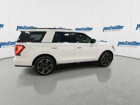 Certified 2020 Ford Expedition Limited w/ Equipment Group 303A AWD/4WD image 12