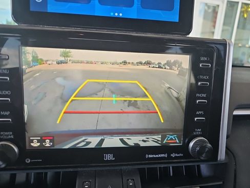 Used 2019 Toyota RAV4 Limited FWD image 28