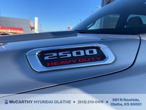 Used 2024 RAM 2500 Big Horn AWD/4WD image 15
