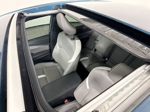 Used 2026 Toyota Camry SE w/ Multimedia Upgrade Package FWD image 23