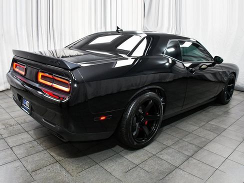 Used 2022 Dodge Challenger SRT Hellcat w/ Plus Package image 6