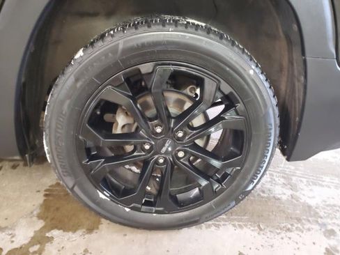 Used 2019 GMC Terrain SLE w/ Black Edition image 5