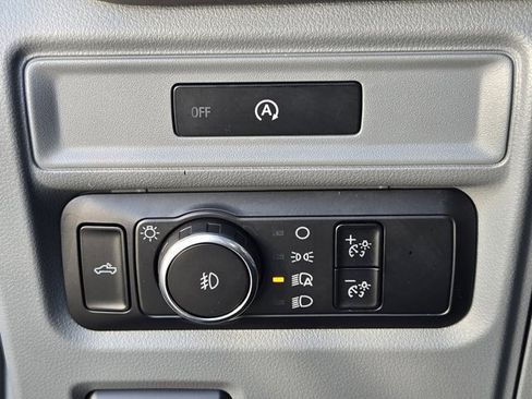 Certified 2025 Ford F150 XLT w/ Equipment Group 301A Standard image 19