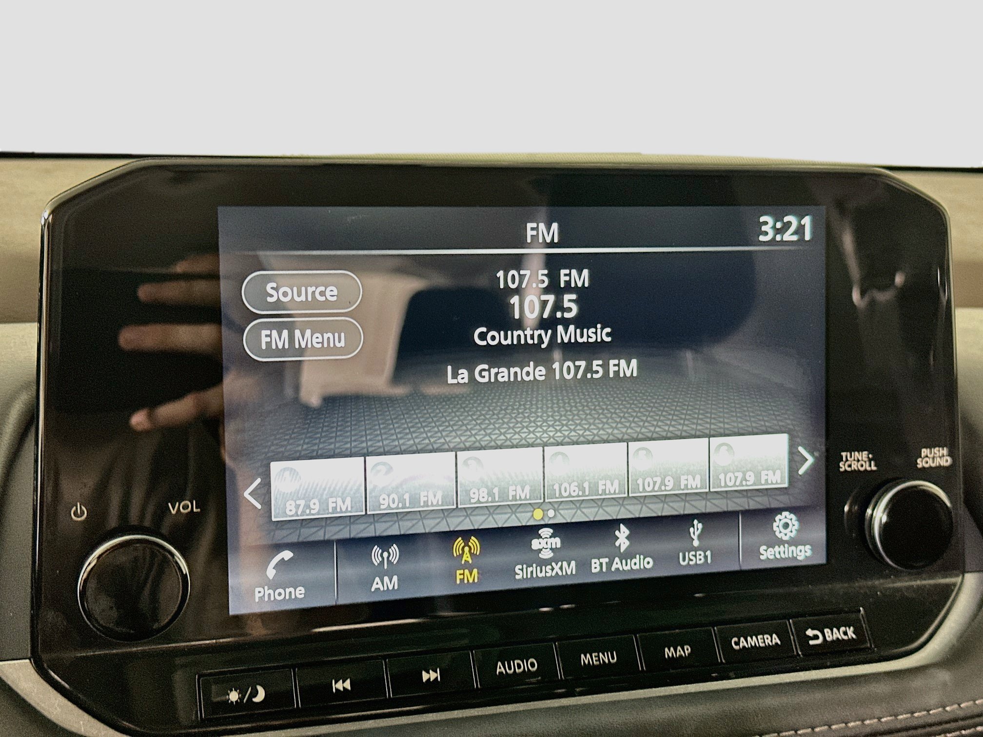 Used 2023 Nissan Rogue SL w/ SL Premium Package FWD image 21