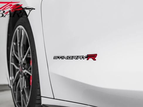 Used 2023 Chevrolet Corvette Stingray Preferred Conv w/ Z51 Performance Package RWD image 24