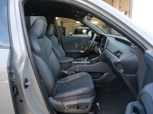 Used 2025 Lexus TX 500h AWD image 18