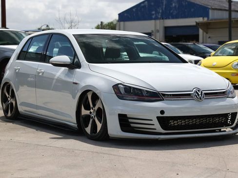 Used 2015 Volkswagen GTI S image 11