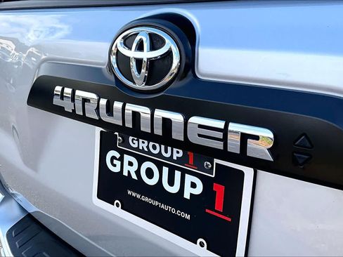 Used 2022 Toyota 4Runner TRD Off-Road Premium w/ Moonroof Package image 10