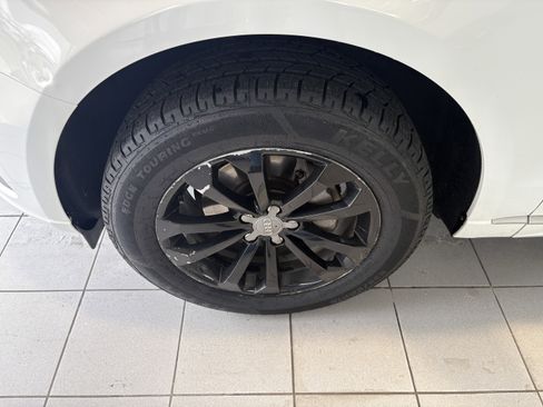 Used 2013 Audi Q5 2.0T Premium Plus w/ Premium Plus Pkg image 8