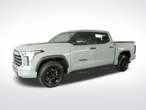 Used 2025 Toyota Tundra SR5 w/ SR5 Convenience Package AWD/4WD image 3