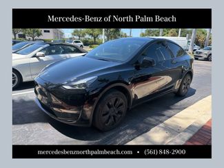 Used 2025 Tesla Model Y Long Range RWD video 1