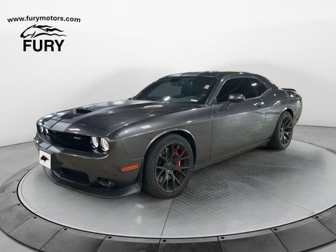 Used 2016 Dodge Challenger SRT w/ Technology Group RWD image 7