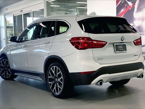 Used 2022 BMW X1 sDrive28i w/ Convenience Package image 4