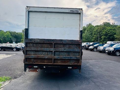 Used 2018 Ford E-350 and Econoline 350 Super Duty image 5