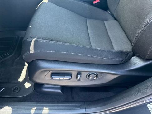 Certified 2024 Honda CR-V EX image 9