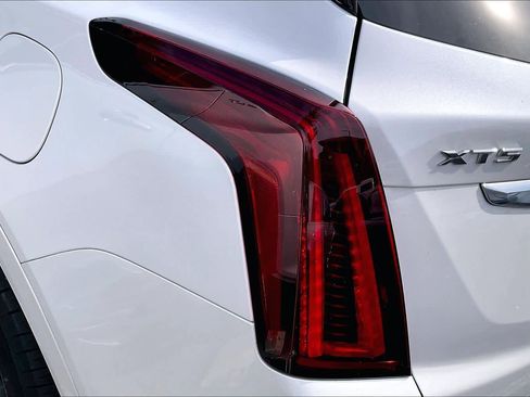 Used 2023 Cadillac XT5 Premium Luxury image 27