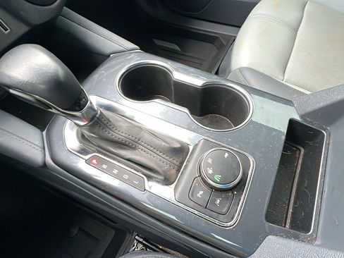 Used 2022 Chevrolet Blazer LT w/ Sound & Technology Package image 31