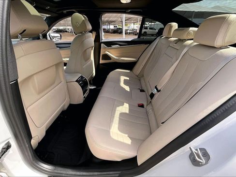 Used 2023 BMW 530i xDrive w/ Premium Package AWD/4WD image 20