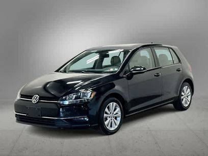 Used 2019 Volkswagen Golf SE