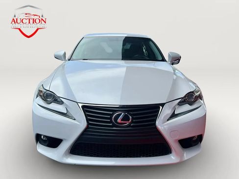 Used 2016 Lexus IS 200t RWD image 2