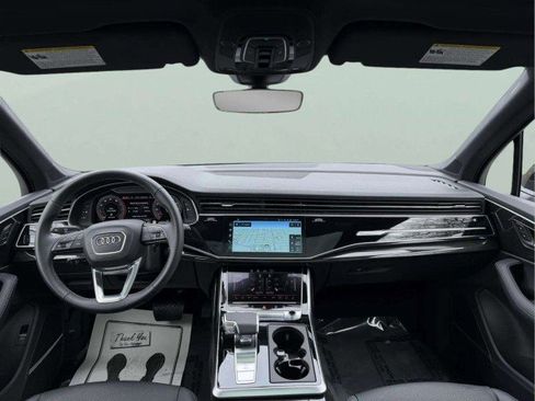 Used 2025 Audi Q7 3.0T Premium Plus w/ Premium Plus Package image 9