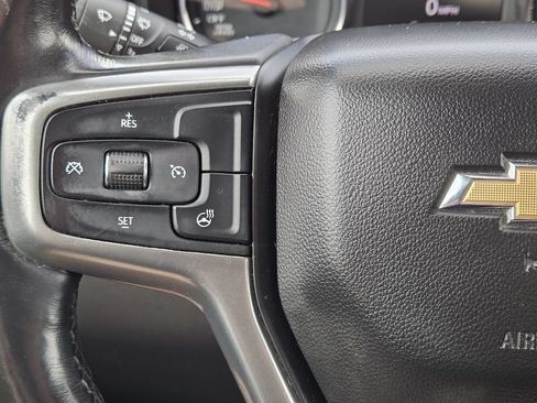 Used 2019 Chevrolet Silverado 1500 LT w/ Texas Edition AWD/4WD image 34