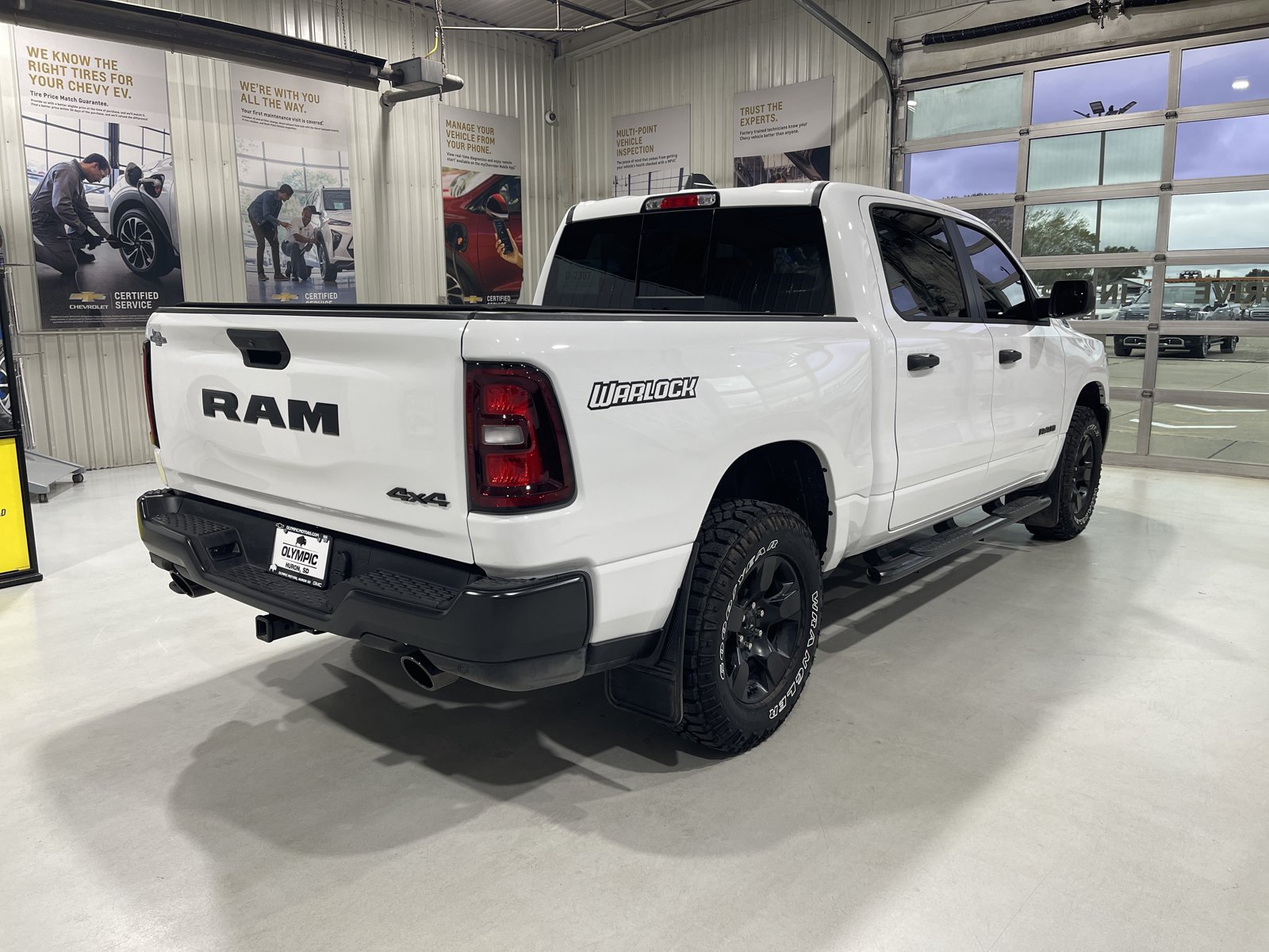 Used 2026 RAM 1500 Warlock AWD/4WD image 8
