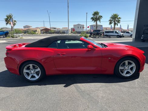 Used 2023 Chevrolet Camaro LT RWD image 8