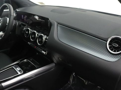 Certified 2026 Mercedes-Benz GLA 250 image 25