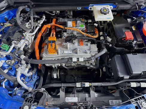 Used 2025 Chevrolet Equinox EV LT image 36