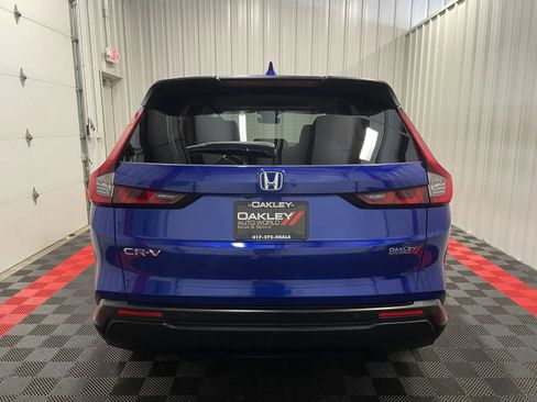 Used 2024 Honda CR-V EX-L image 3