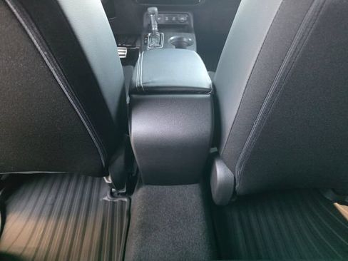 Certified 2025 Honda Civic Sport image 17