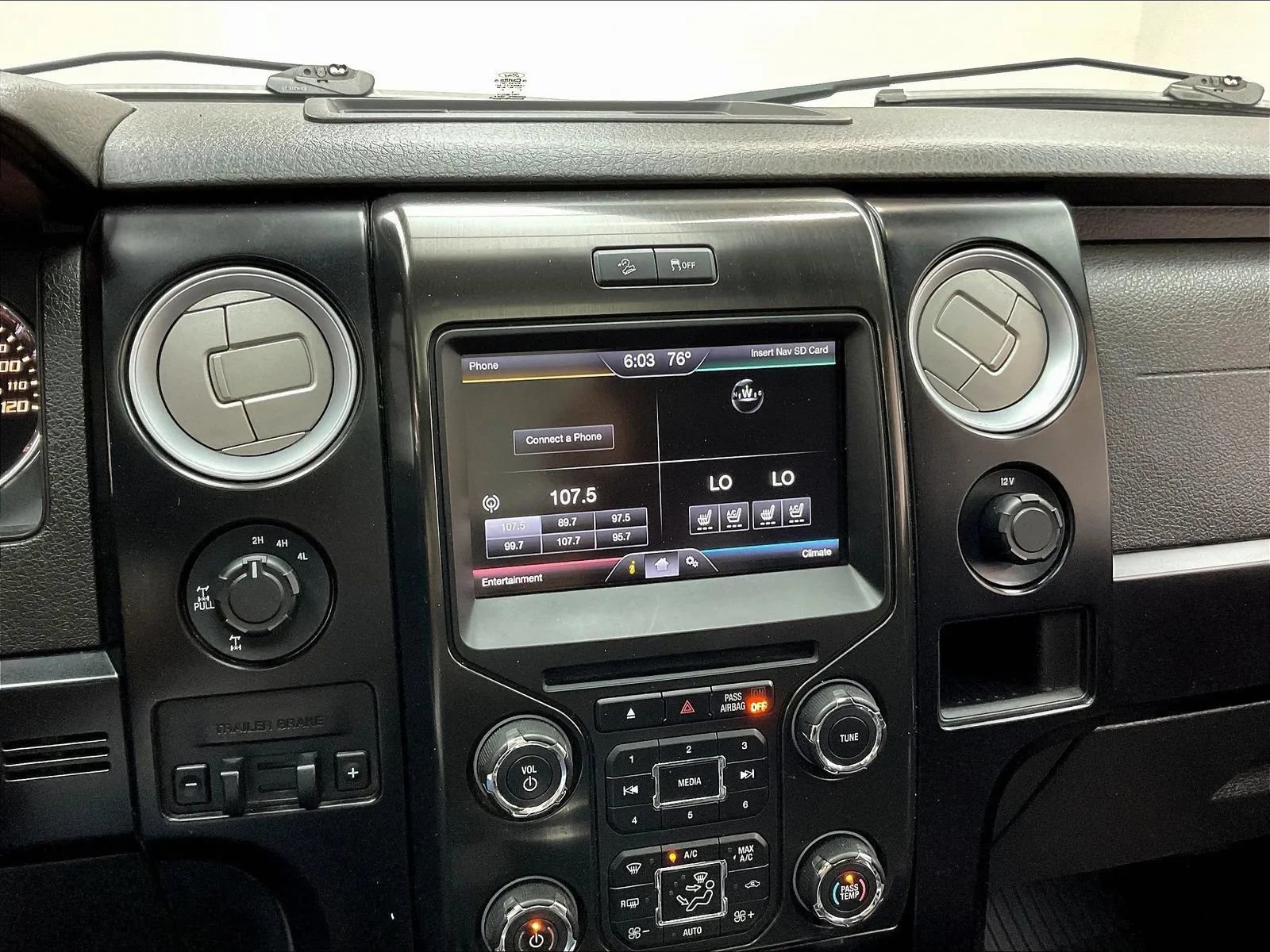 Used 2014 Ford F150 FX4 w/ Equipment Group 402A Luxury AWD/4WD image 24