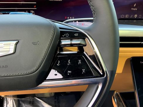 New 2025 Cadillac Escalade IQ Luxury 2 image 23