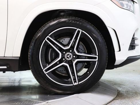 Used 2022 Mercedes-Benz GLS 580 4MATIC image 18