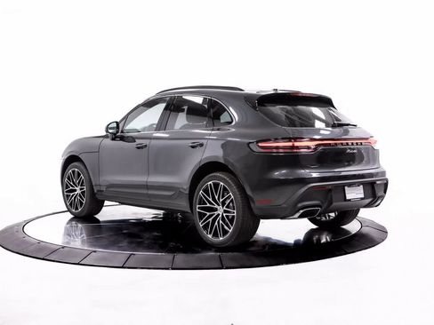 Certified 2026 Porsche Macan image 3