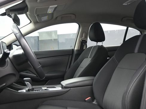 Used 2022 Nissan Sentra SV FWD image 10