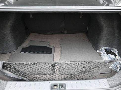 New 2025 Nissan Versa SR w/ Trunk Package image 23