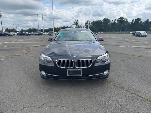 Used 2012 BMW 528i Sedan image 3