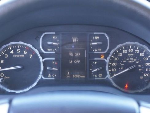 Used 2020 Toyota Tundra SR5 w/ SR5 Upgrade Package AWD/4WD image 24