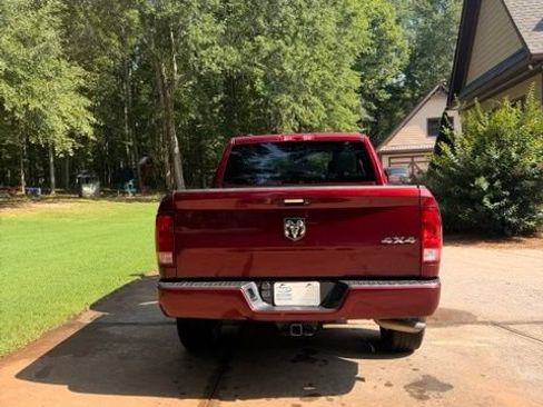 Used 2016 RAM 1500 Express AWD/4WD image 6