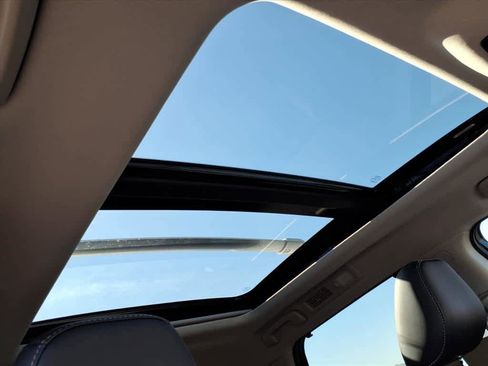 Used 2023 Nissan Pathfinder Platinum w/ Lighting Package (N93) image 16