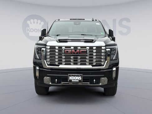 Used 2024 GMC Sierra 2500 Denali w/ Denali Reserve Package image 11