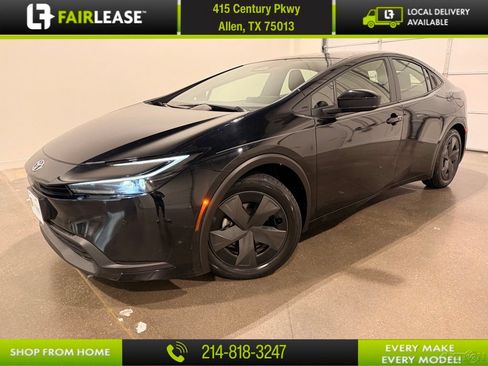 Used 2025 Toyota Prius LE FWD image 1