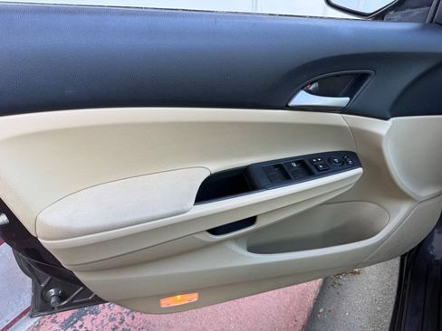 Used 2011 Honda Accord LX image 20