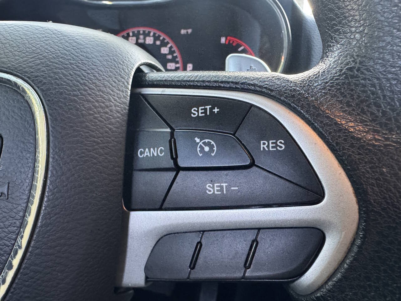 Used 2017 Dodge Durango SXT w/ 3rd Row Seating Group AWD/4WD image 18