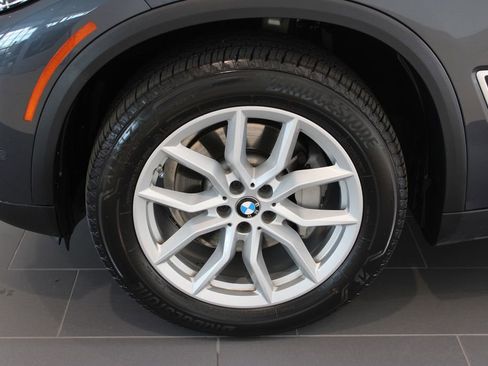 Used 2020 BMW X5 xDrive40i w/ Premium Package AWD/4WD image 28