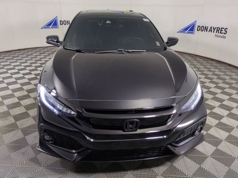 Used 2017 Honda Civic Sport Touring image 8