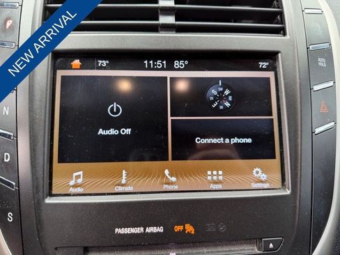 Used 2017 Lincoln MKC Premiere FWD image 25